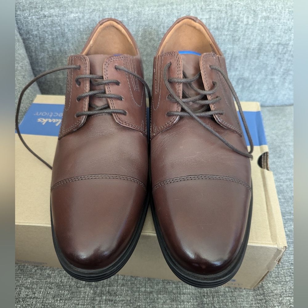 Clarks Men's Whiddon Cap Oxfords in Mahogany Sz 8.5 WIDE